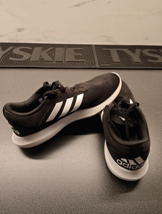Adidas Coreracer używane buty do biegania rozm. 41 1/3 czarne męskie
