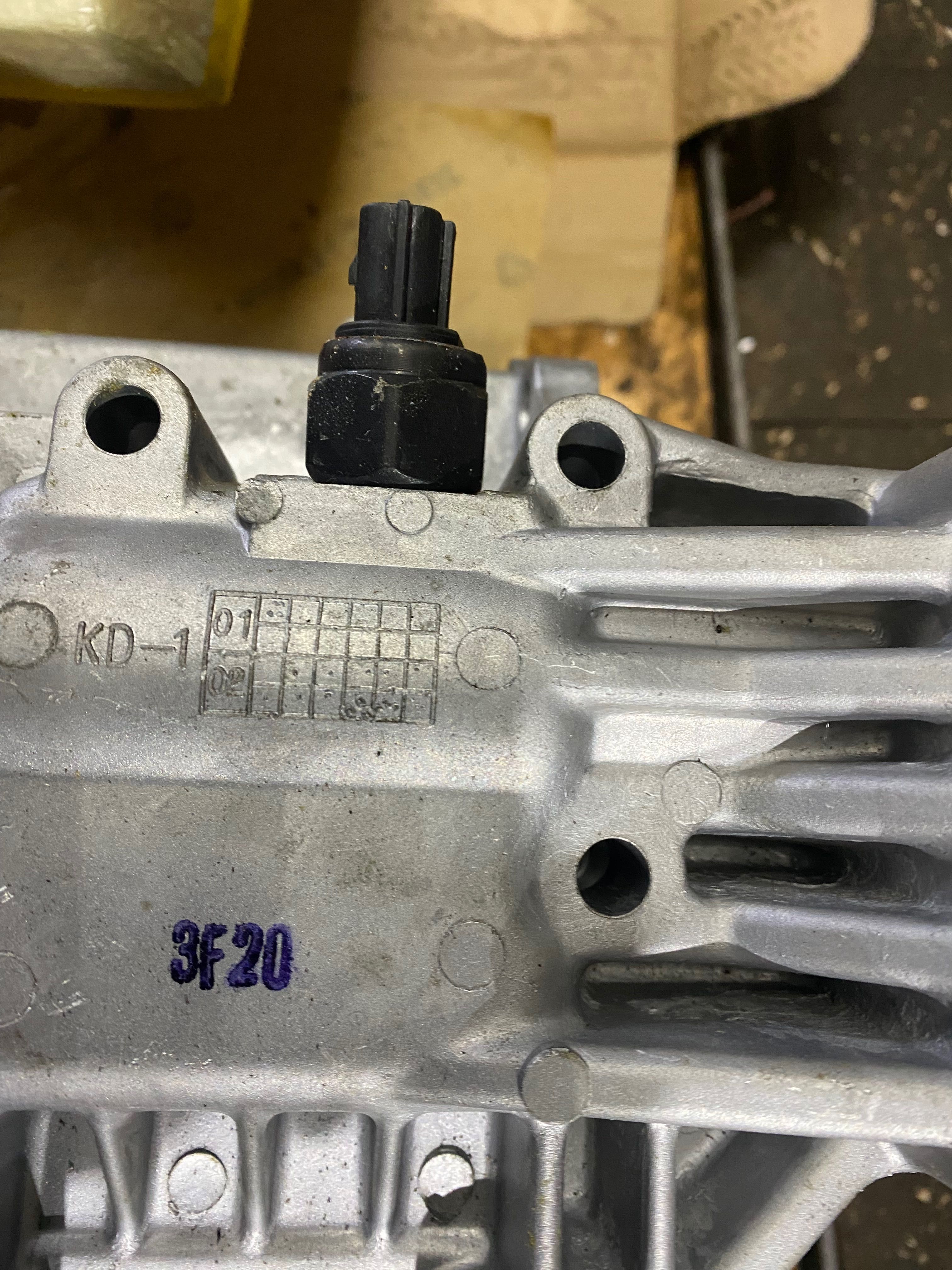 Коробка передач  Kia Sorento 2,5d