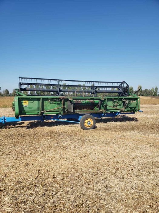 Жниварка John Deere 920F 2003