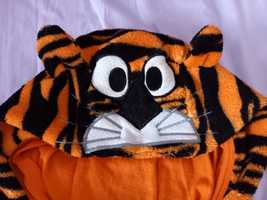 Tygrys tygrysek kostium strój pizama roz. 110 - 116  firma Tu
