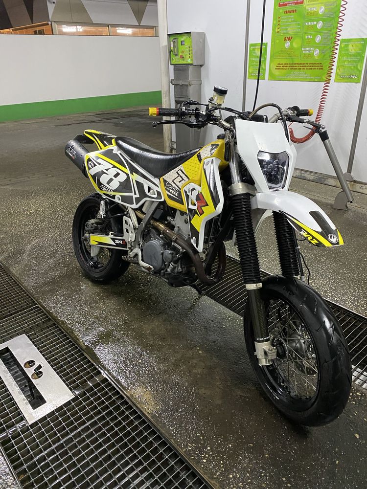 Drz 440E supermotard