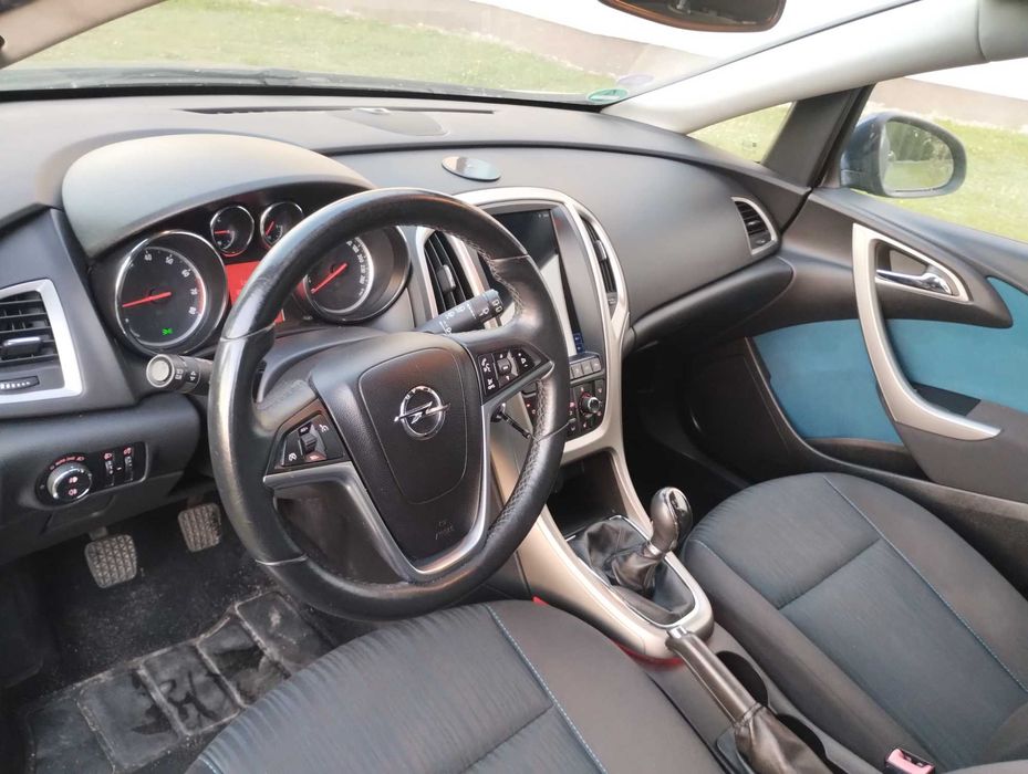 Opel Astra j 1.4 turbo