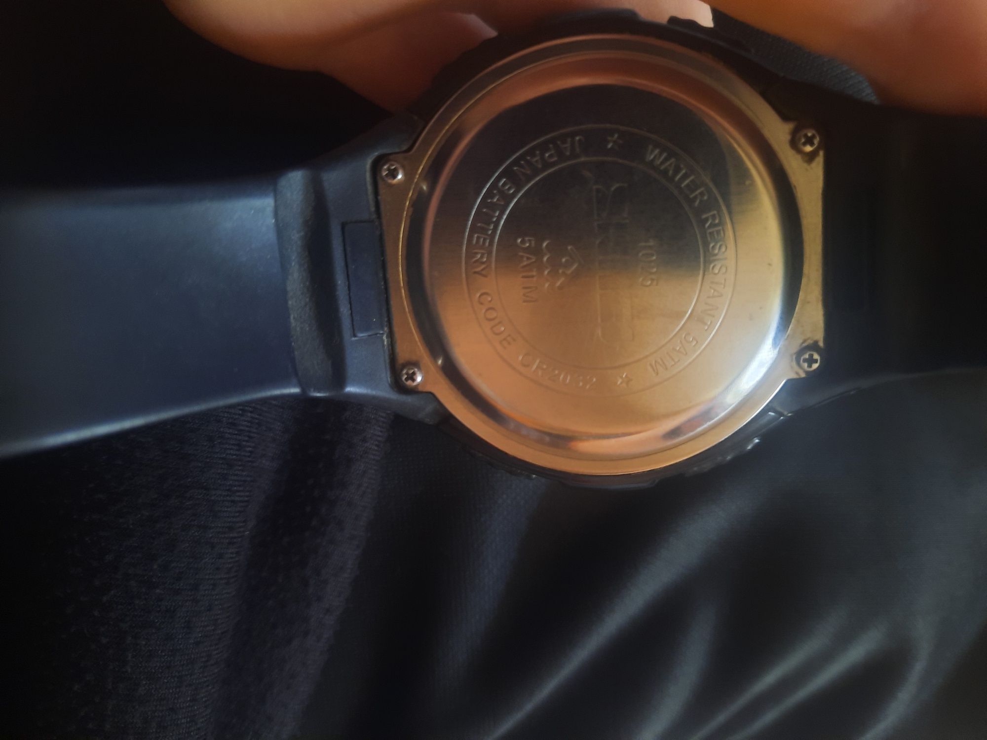 Продам часы Skmel