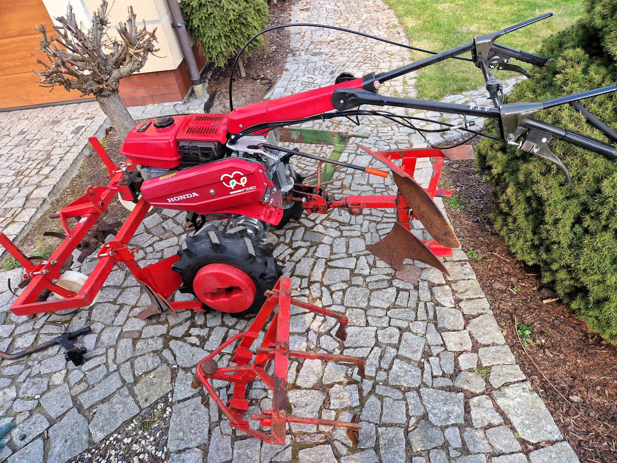 Dzik traktorek jednoosiowy ciągniczek HONDA F560  glebogryzarka pług!