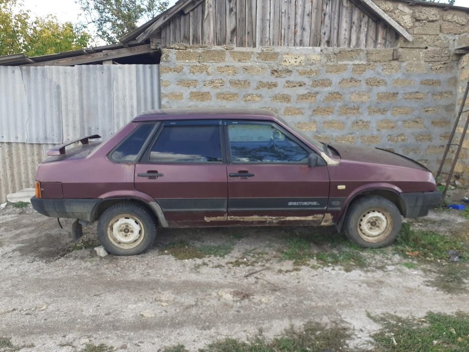 Автомобіль ВАЗ 21099
