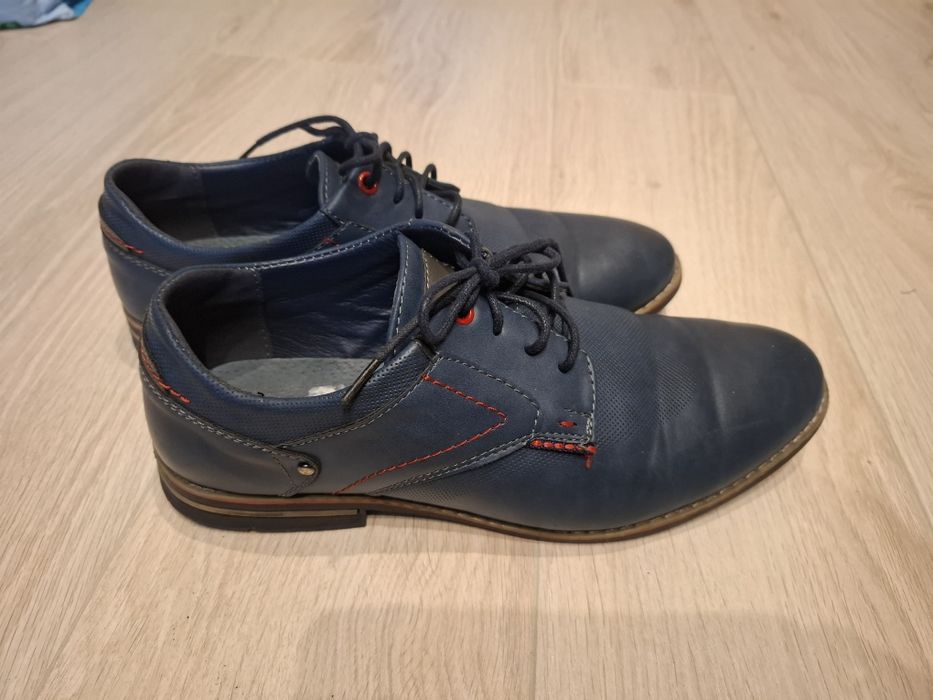 Buty eleganckie granatowe Badoxx rozmiar 40