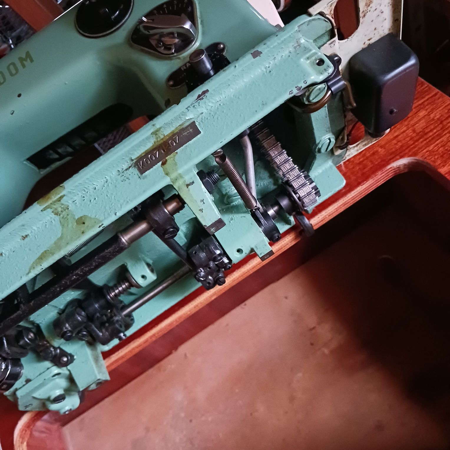 Maszyna do szycia lata 60 te-antyk techniczny