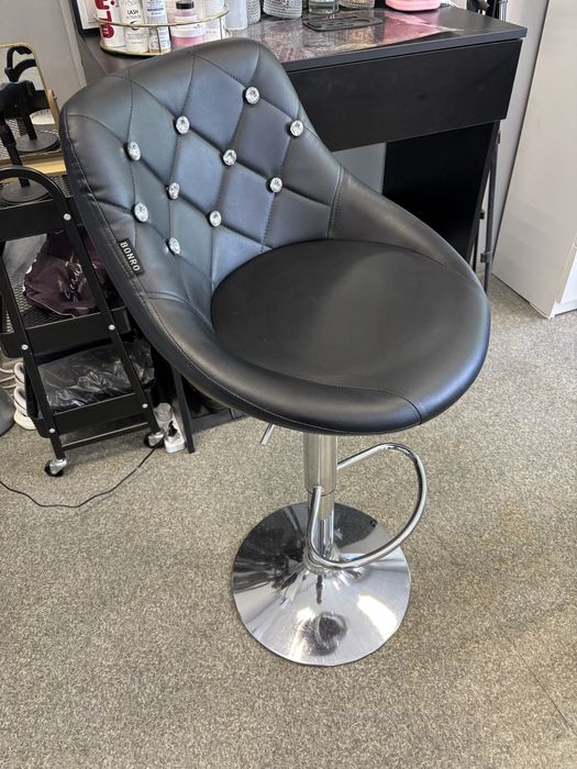 Стілець бровиста/візажиста