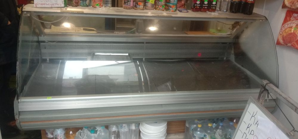 Продам холод.шкаф и холод.витрину