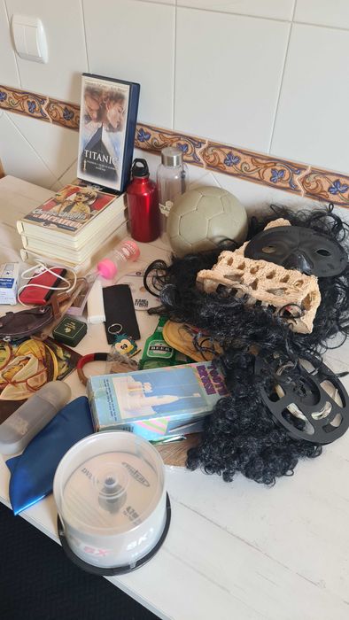 Lote de Antiguidades Velharias e Várias Peças Coleção