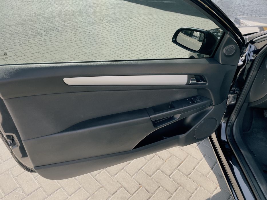 Opel astra gtc opc line