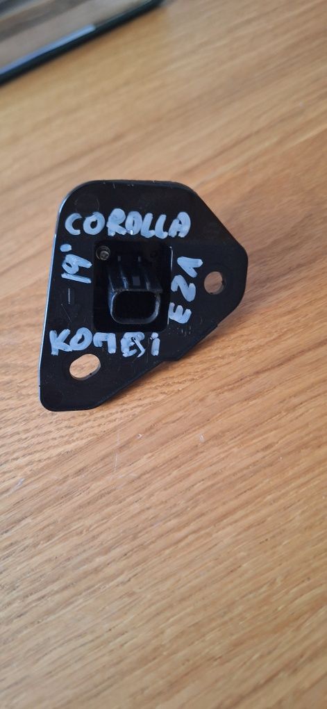 Toyota corolla e21 Kombi HB 18-23 kamera klapy bagażnika