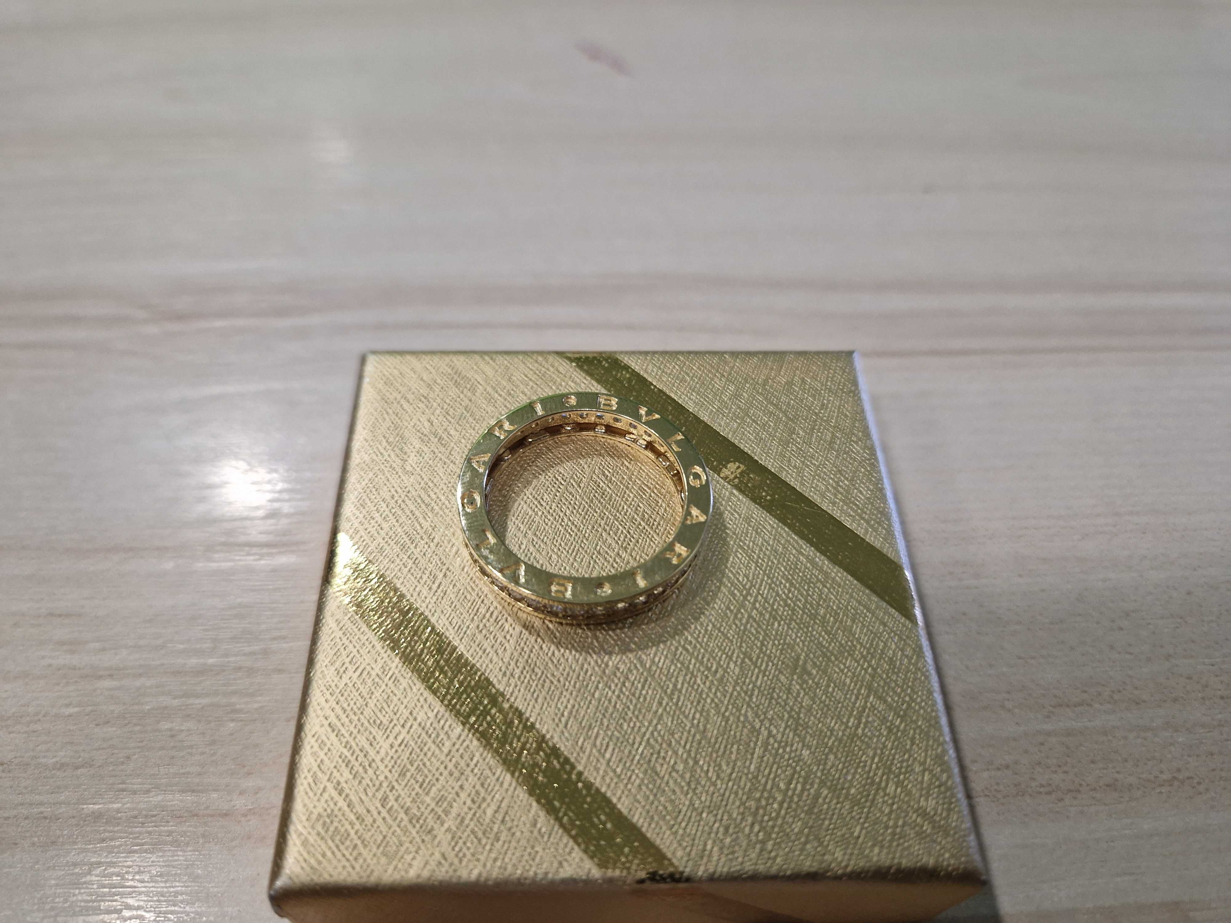 Nowy złoty pierścionek damski z cyrkonami Bvlgari PR 585