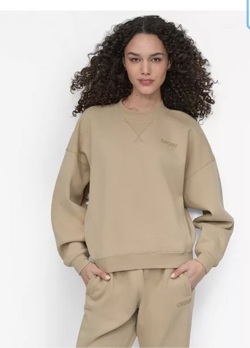 Костюм фірми DKNY