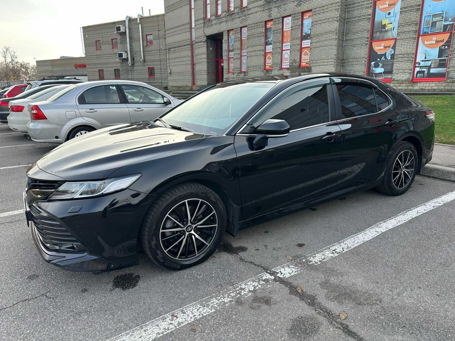 Продам Toyota Camry Тойота Камрі 2021 в гарному стані!