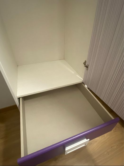 Quarto Juvenil - Cama dupla com 4 gavetoes + Roupeiro