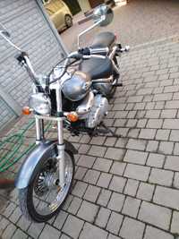 Suzuki intruder 125