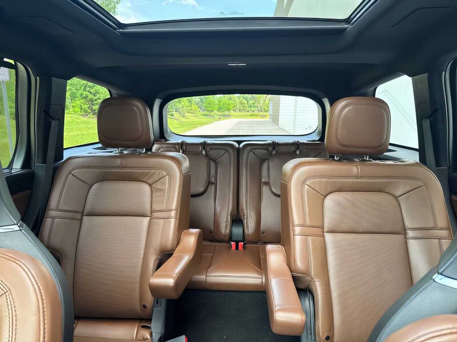 Lincoln Aviator      2020