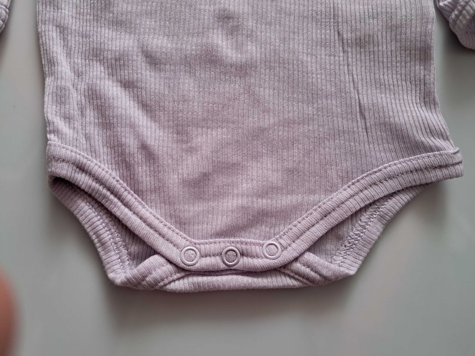 Body wełniane/ merino wool, mięciutkie, r. 68/74