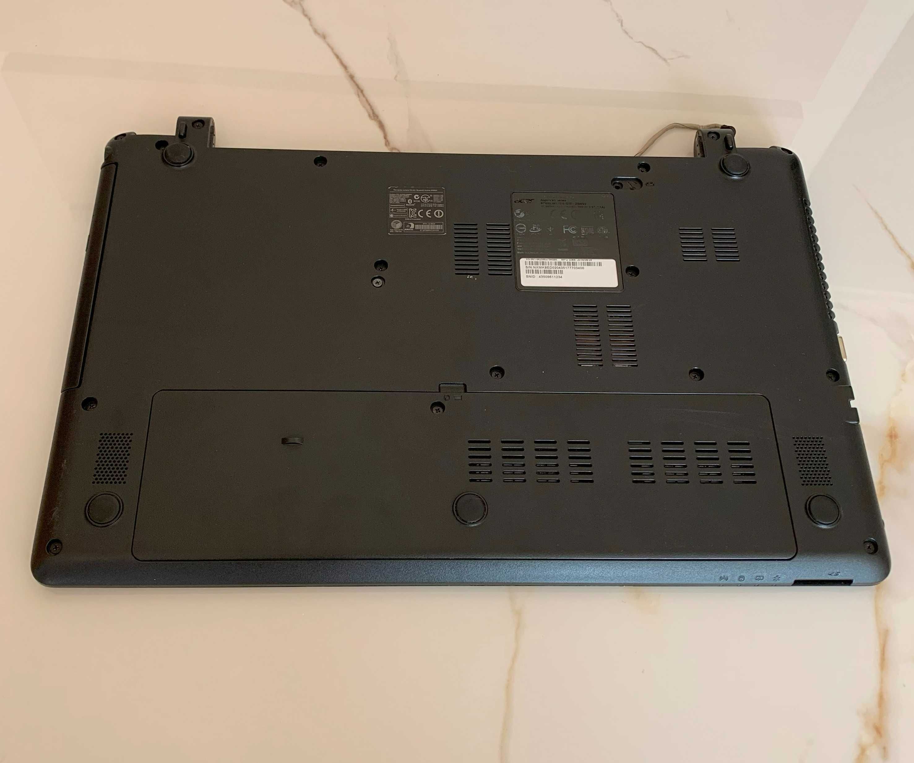 Acer Aspire V5-561 ( i5-4th ) korpusu z płytą główną [ na części ]
