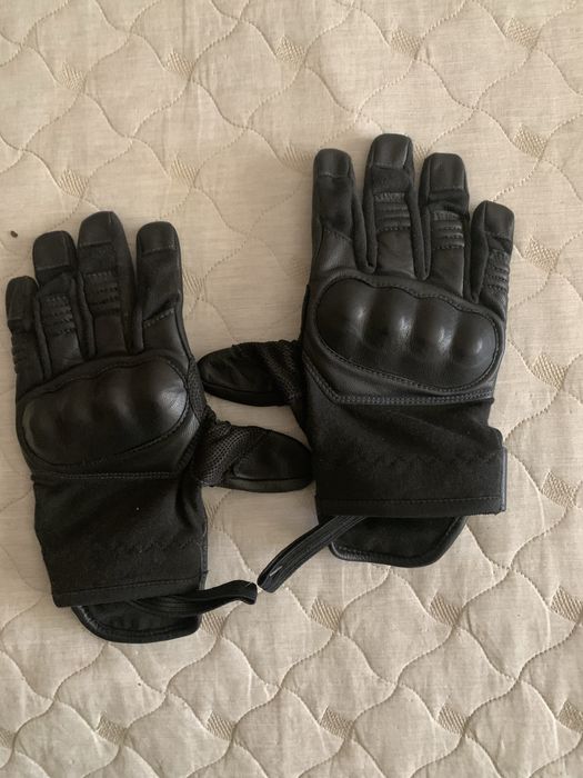 Перчатки тактические