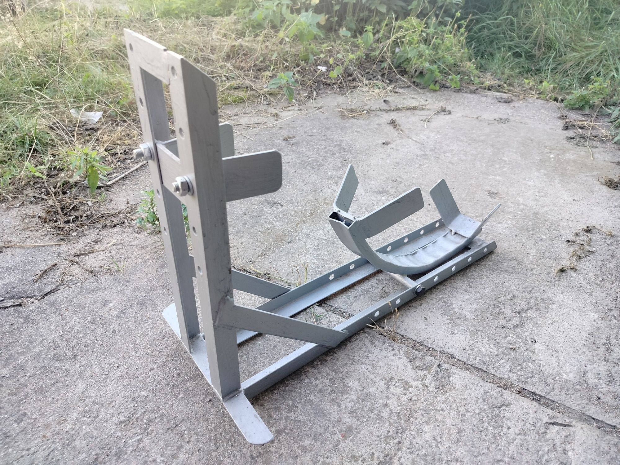 Stojak, uchwyt transportowy do motocykla