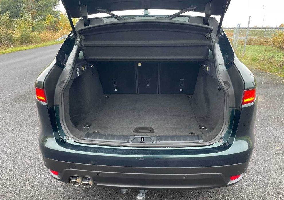 Jaguar F-Pace 25t AWD Prestige 2017 року