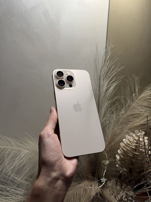 Iphone 16 pro max, 256gb DESERT TITANIUM e-sim