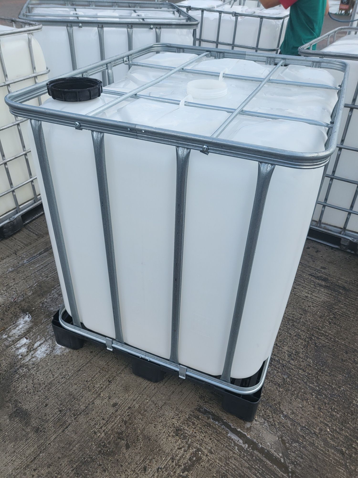 Mauzer paletopojemnik 1000l idealny GRATIS transport