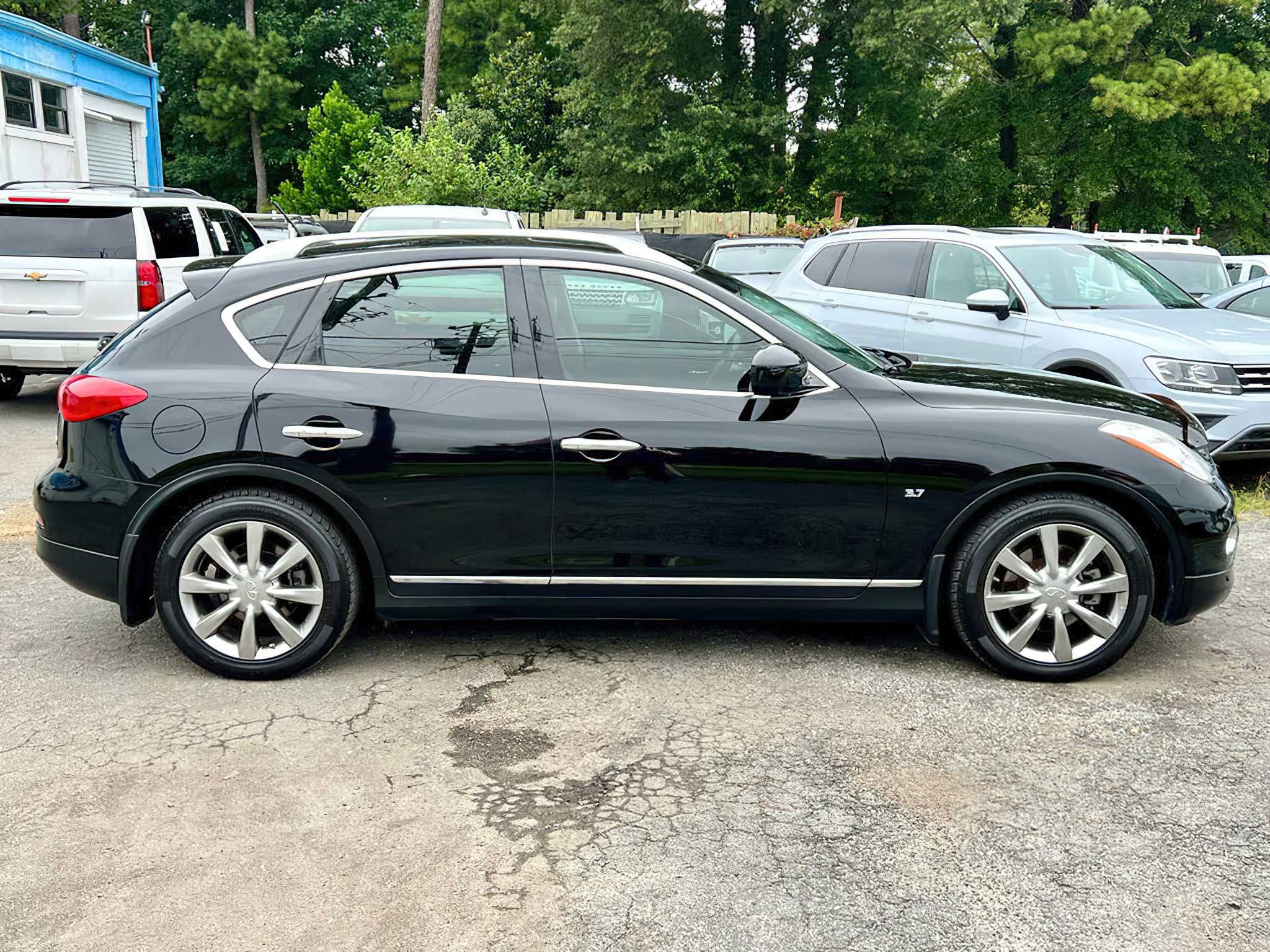 Infiniti Qx50      2014