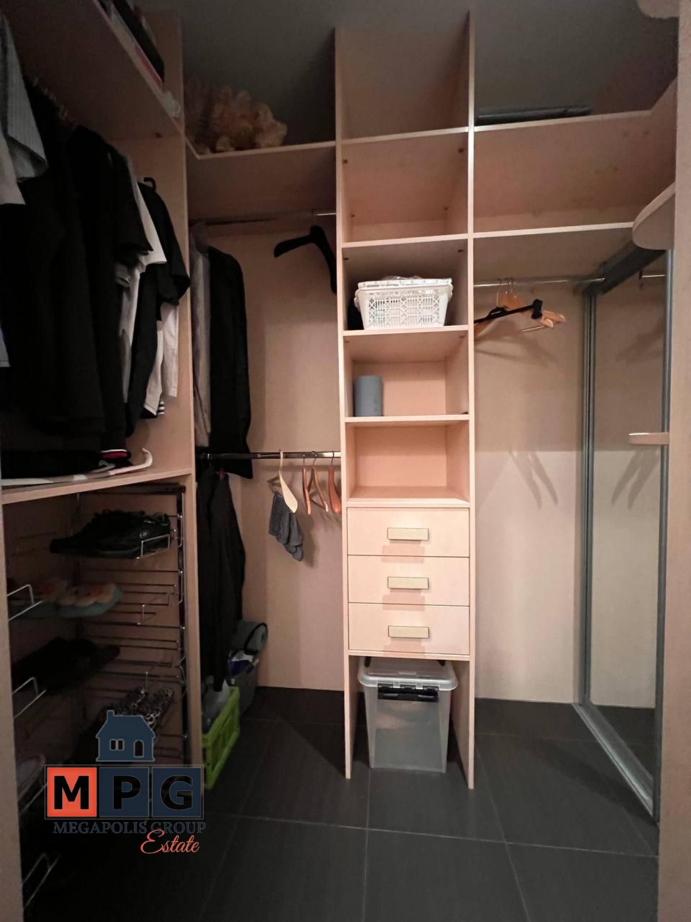 Продаж / Квартира / Культури, Держпром, Харків