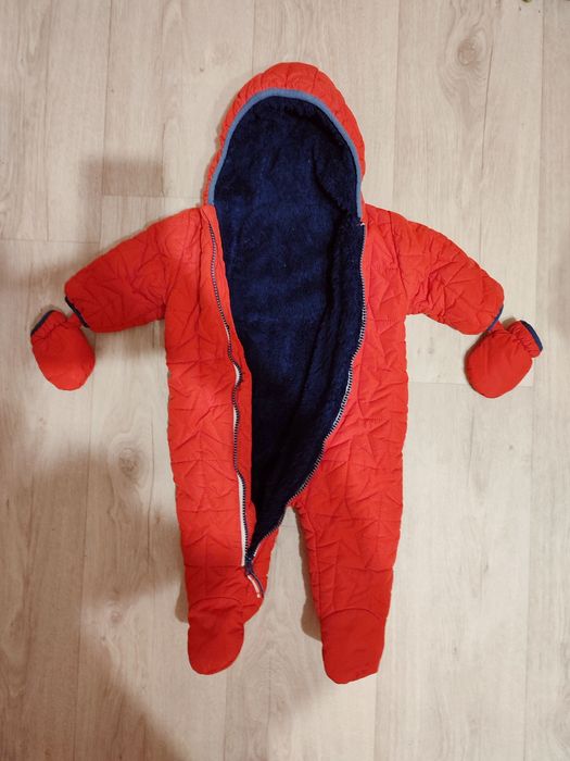 Зимний, демесезонный комбинезон на новорожденную девочку