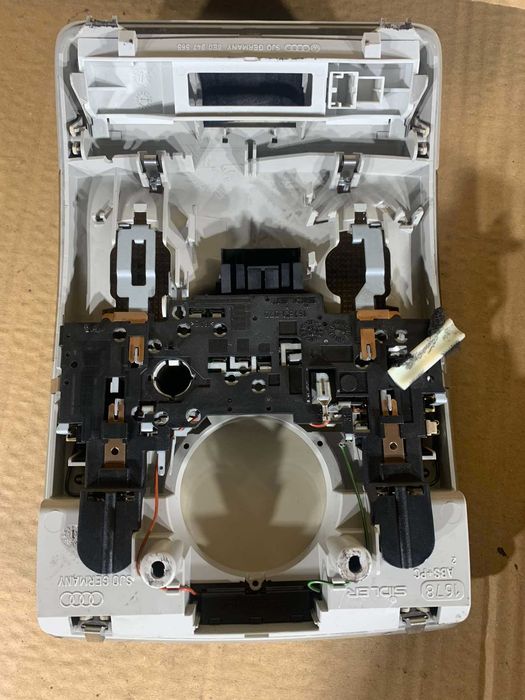 lampka podsufitki ambiente audi a4 b7 b6