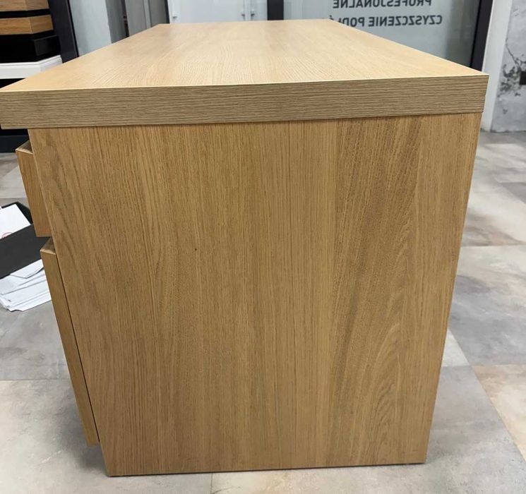 Biurko MALM  IKEA z szufladą i półkami