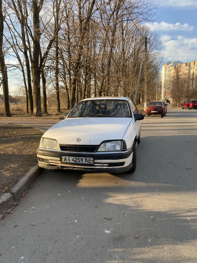 Продам опель омега А 2.0 торг!