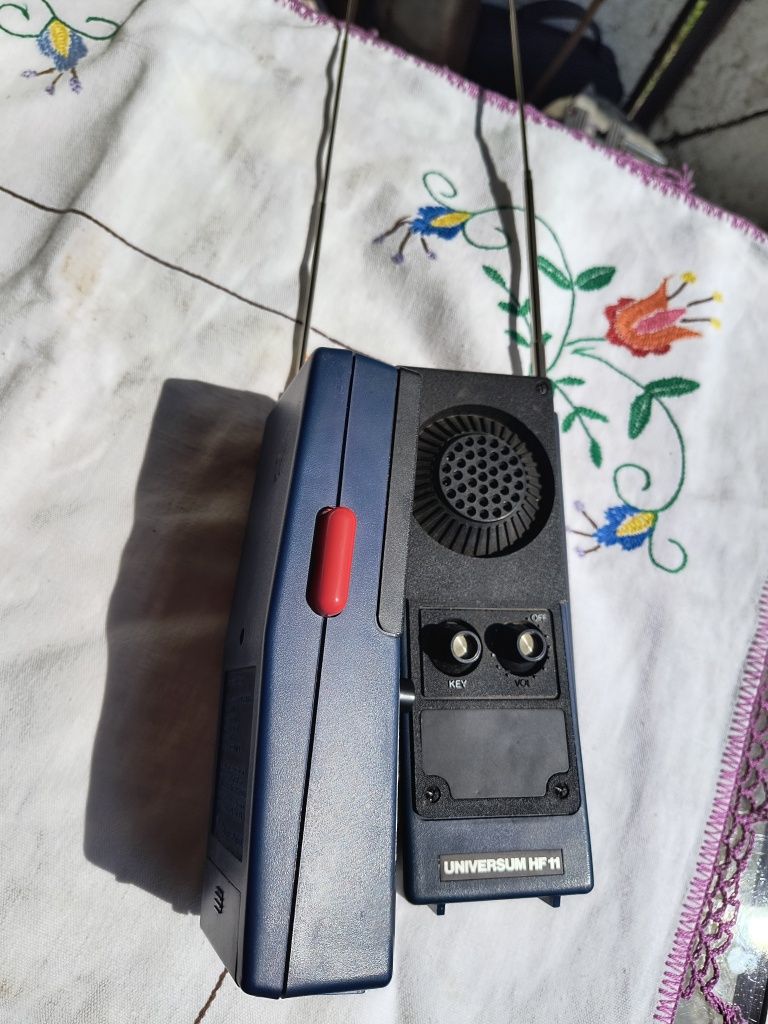 stare walkie talkie universum  hf 11
