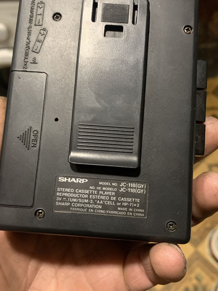 Продам плеир sharp jc-118