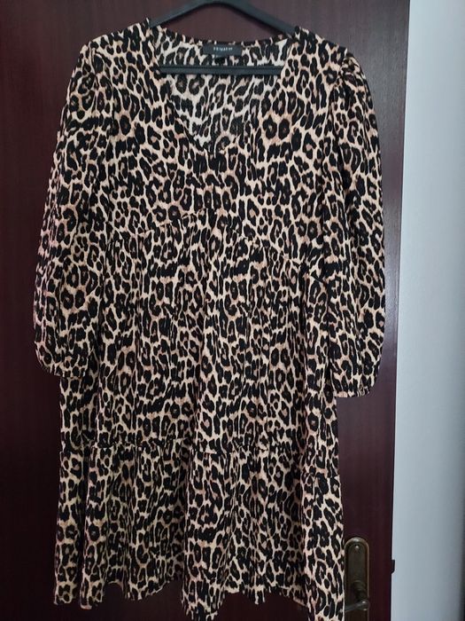 Vestido tigresa elegante