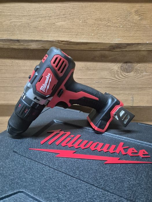 Milwaukee Wkrętarka Udarowa +Walizka Nówka