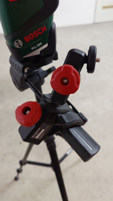 Nível laser Bosch de linhas cruzadas