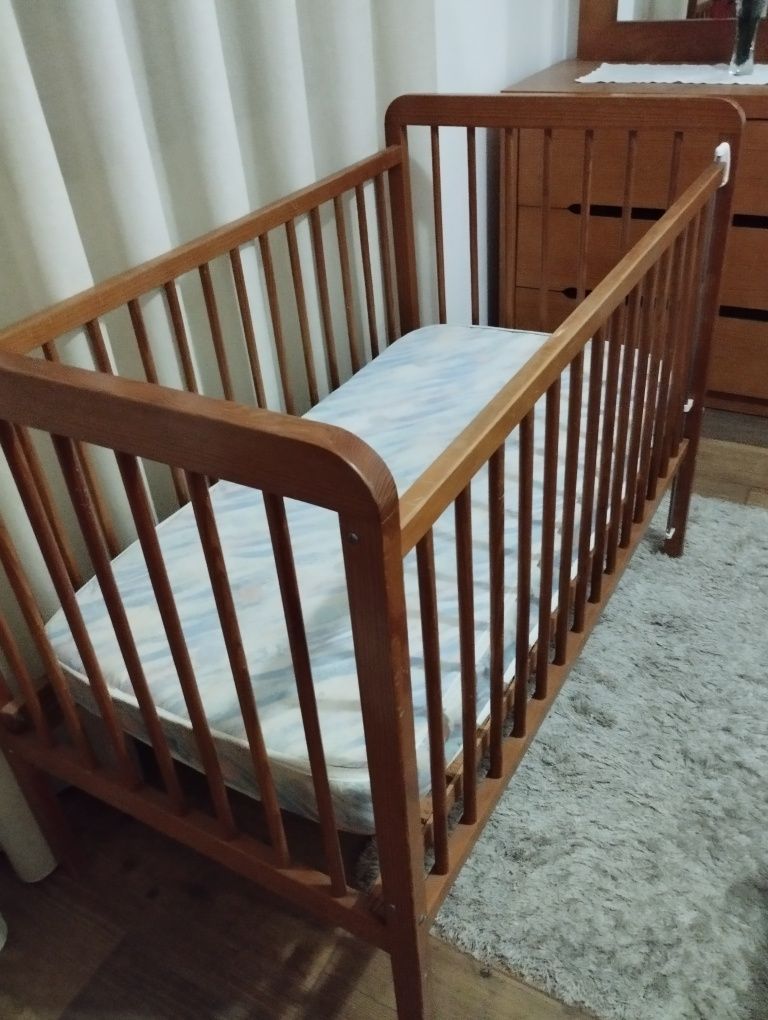 Cama de grades / Berço