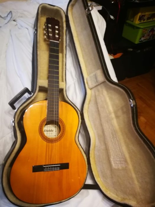 gitara  DO NAUKI