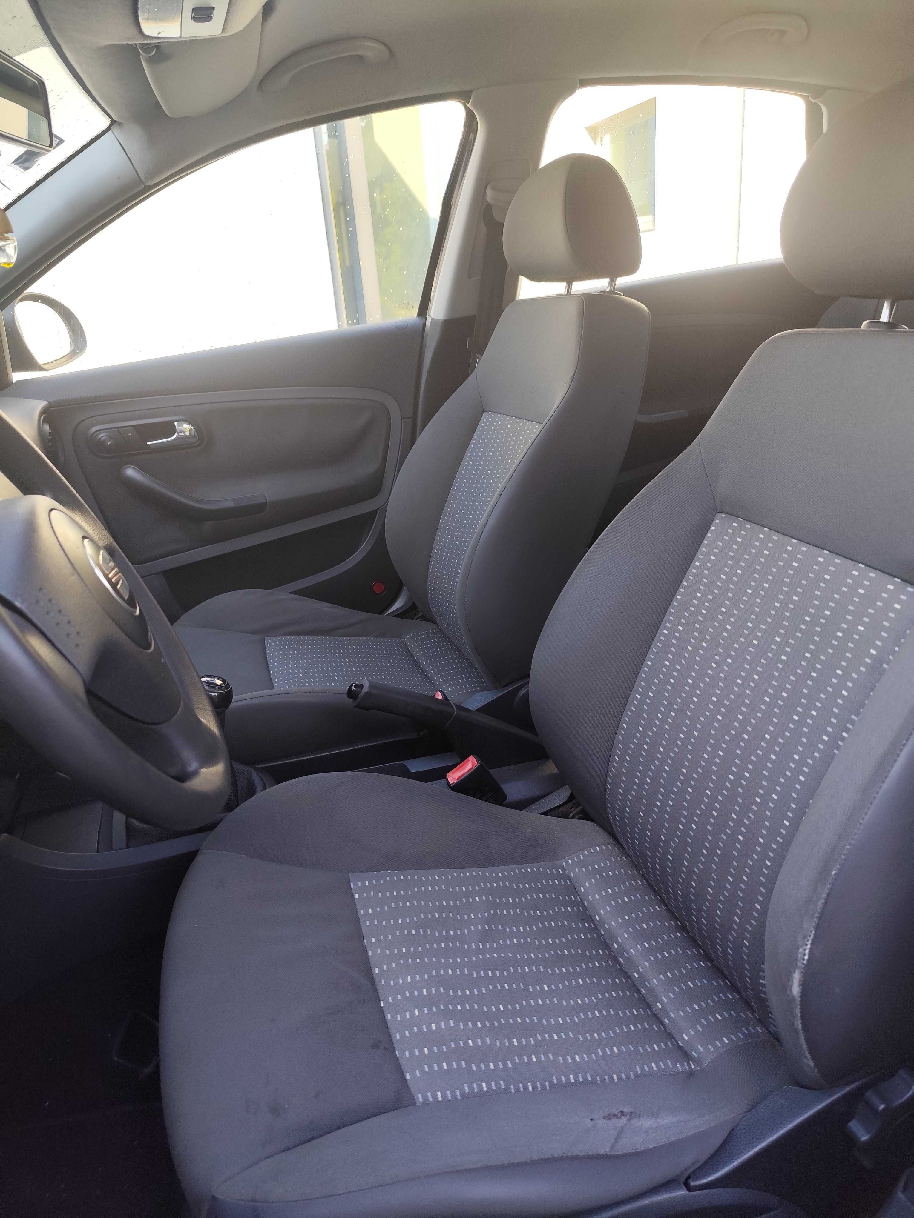 Seat Ibiza 1.2 a Gasolina – 2004 – Apenas 110.000 km!