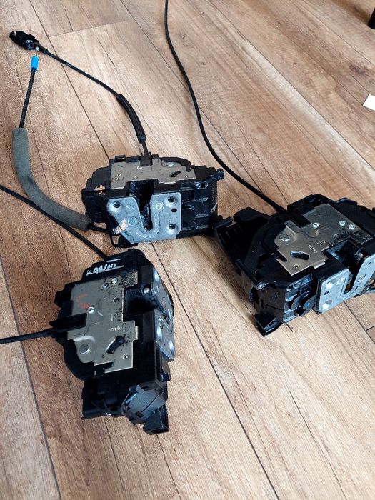 Замок Renault Kangoo Рено Кенго дверей зажигания на 2 троса боковий