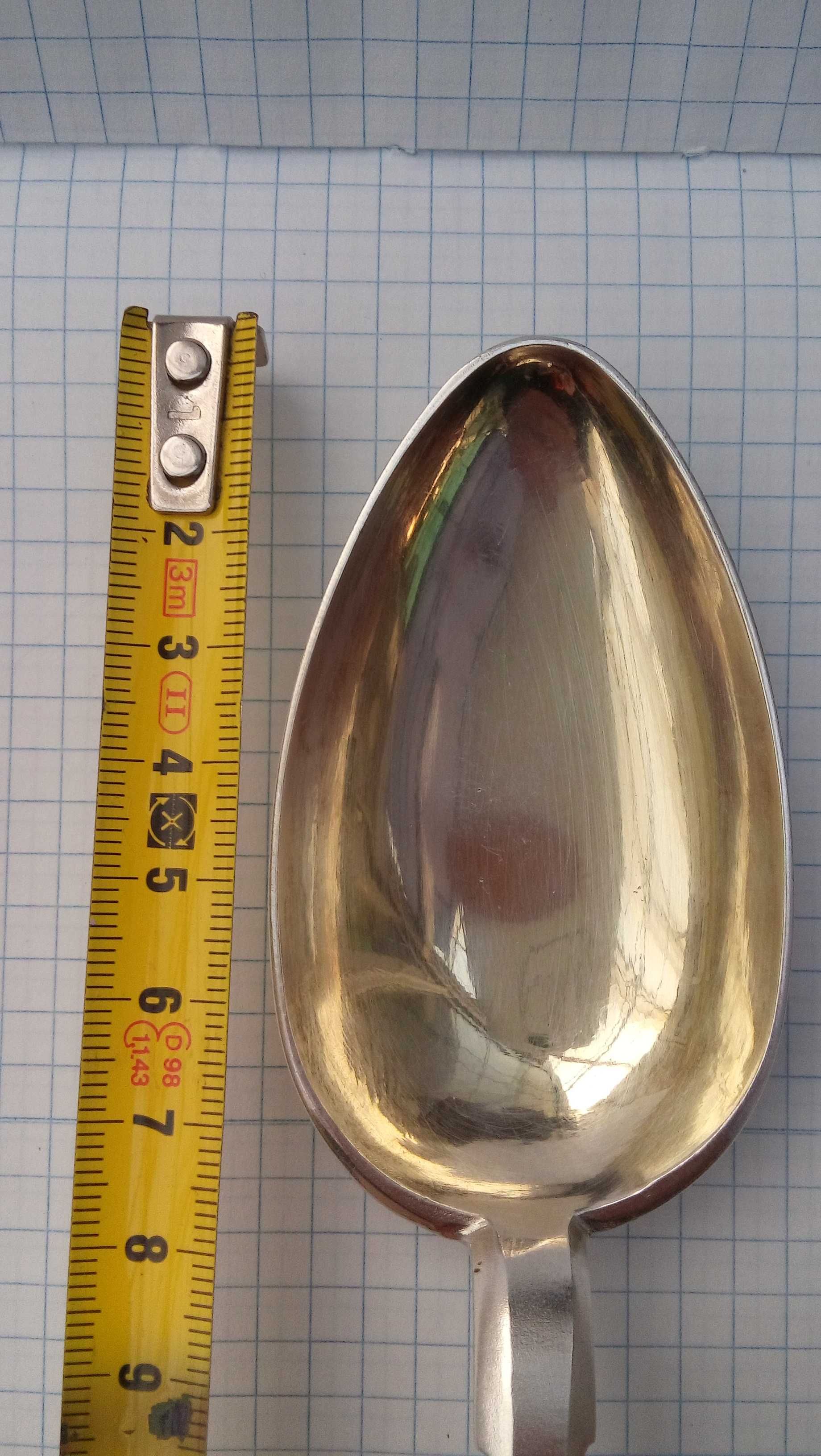 Антиквариат серебряная ложка середина 19 v.Серебро 800 пробы.Вес 80 гр