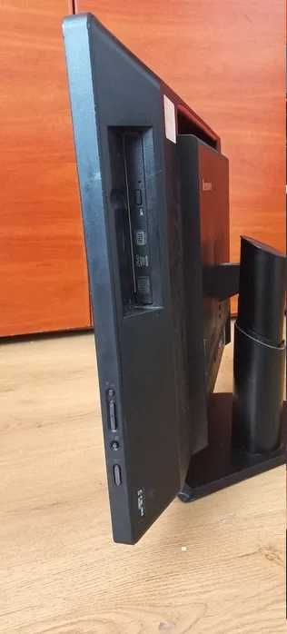 Komputer Lenovo AIO (all-in-one) ThinkCentre M93z