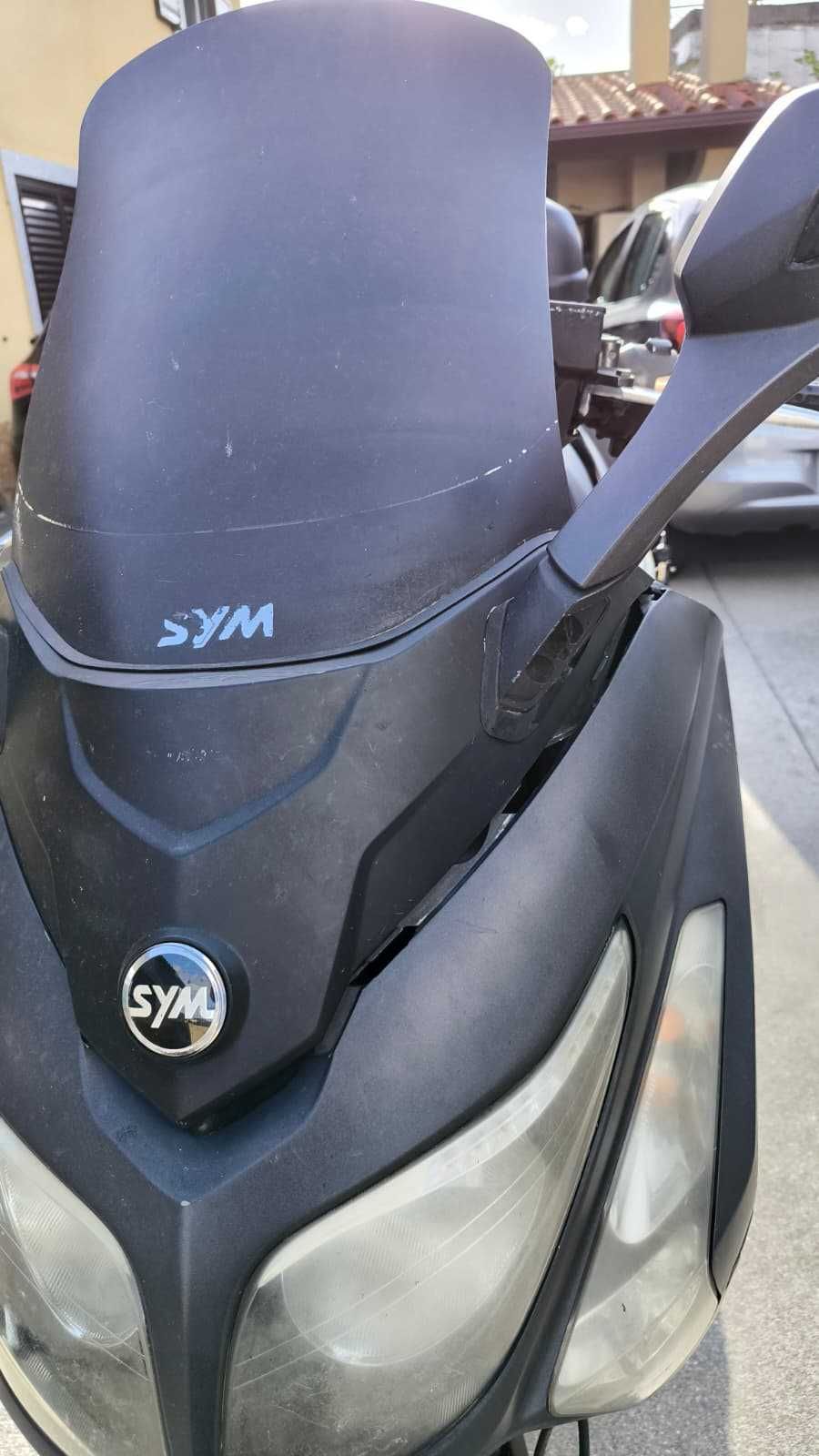Scooter Sym 125 gts