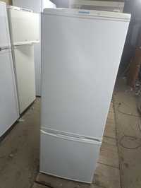 Продам двухкамерный холодильник Норд