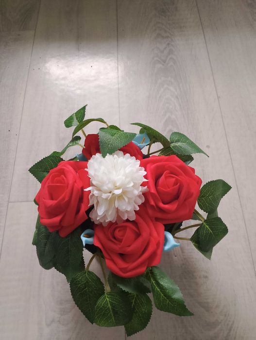 Kompozycje na cmentarz