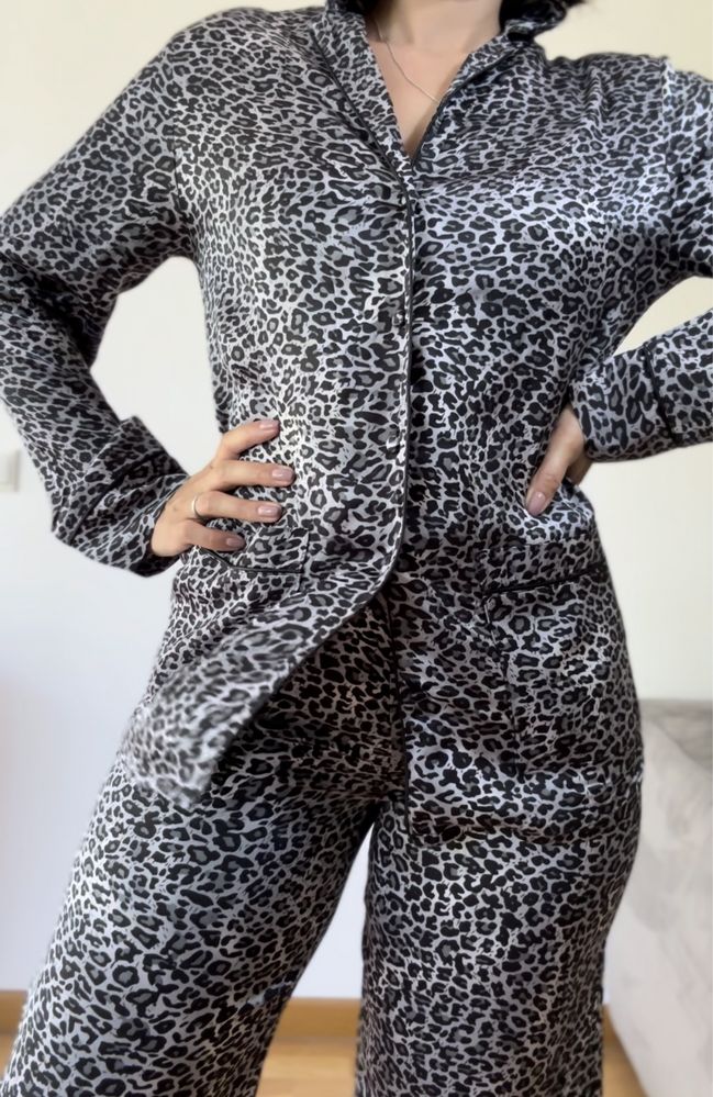 Pijama comprido Intimissimi acetinado